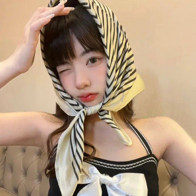 女教师 海报