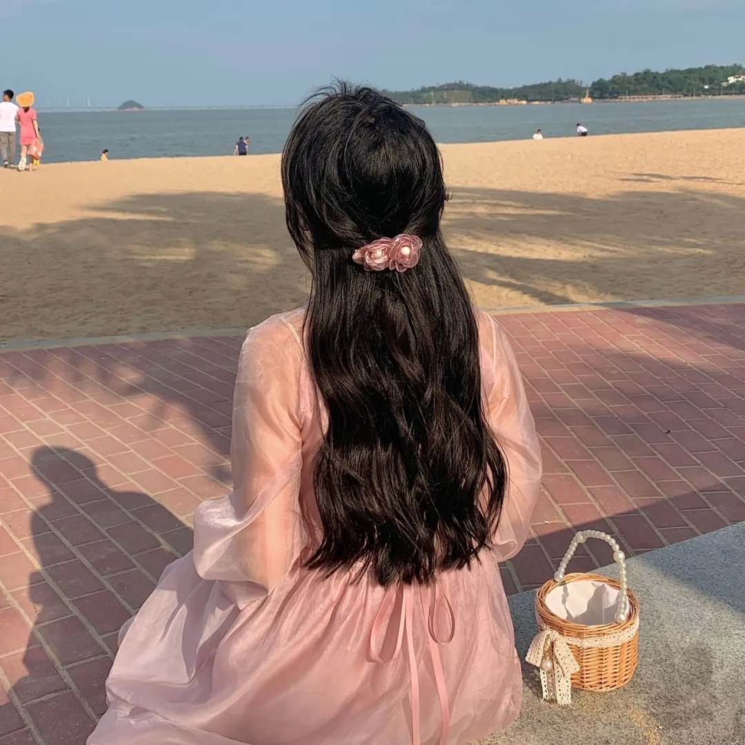 一位站立的人 海报